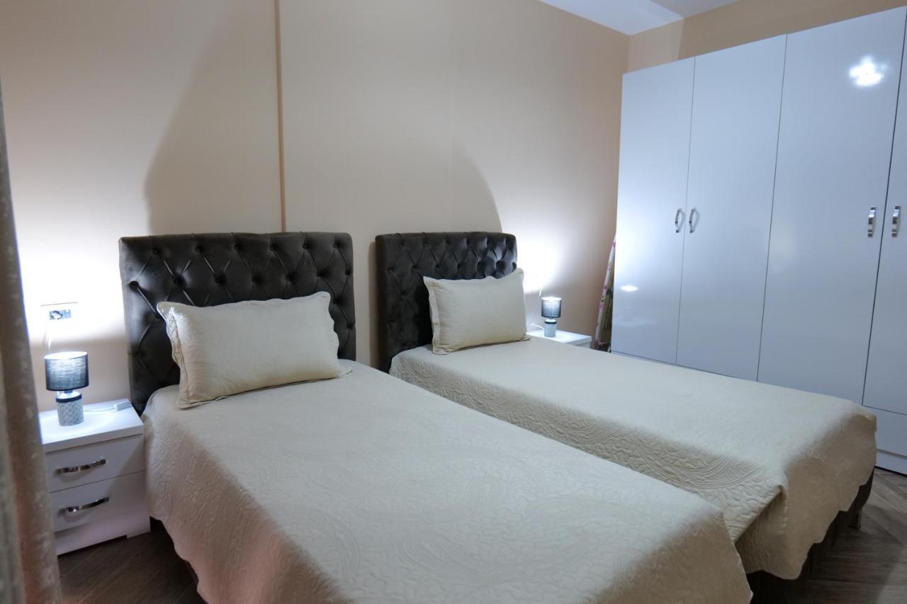 Kosta Apartments Sarandë Buitenkant foto