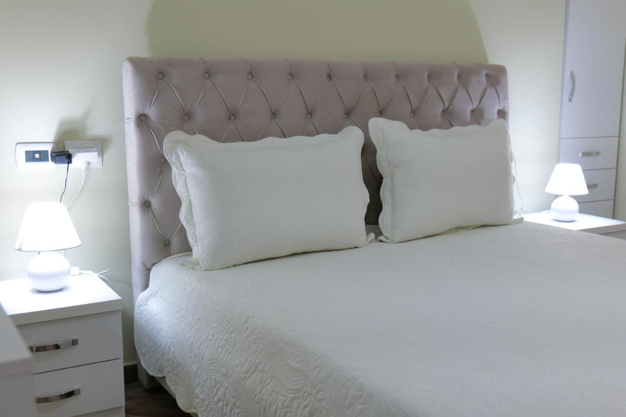 Kosta Apartments Sarandë Buitenkant foto